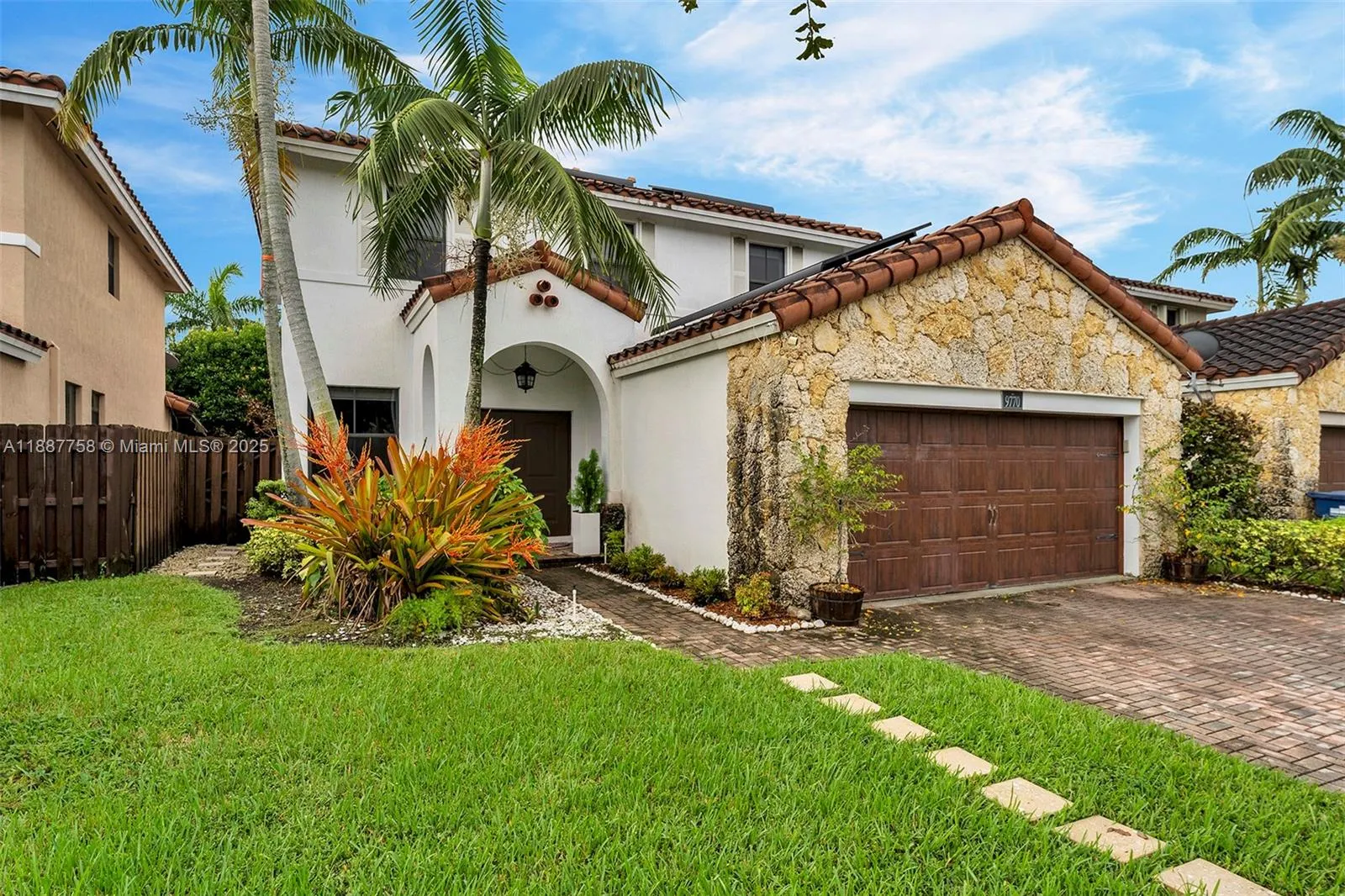 9770 NW 10th St