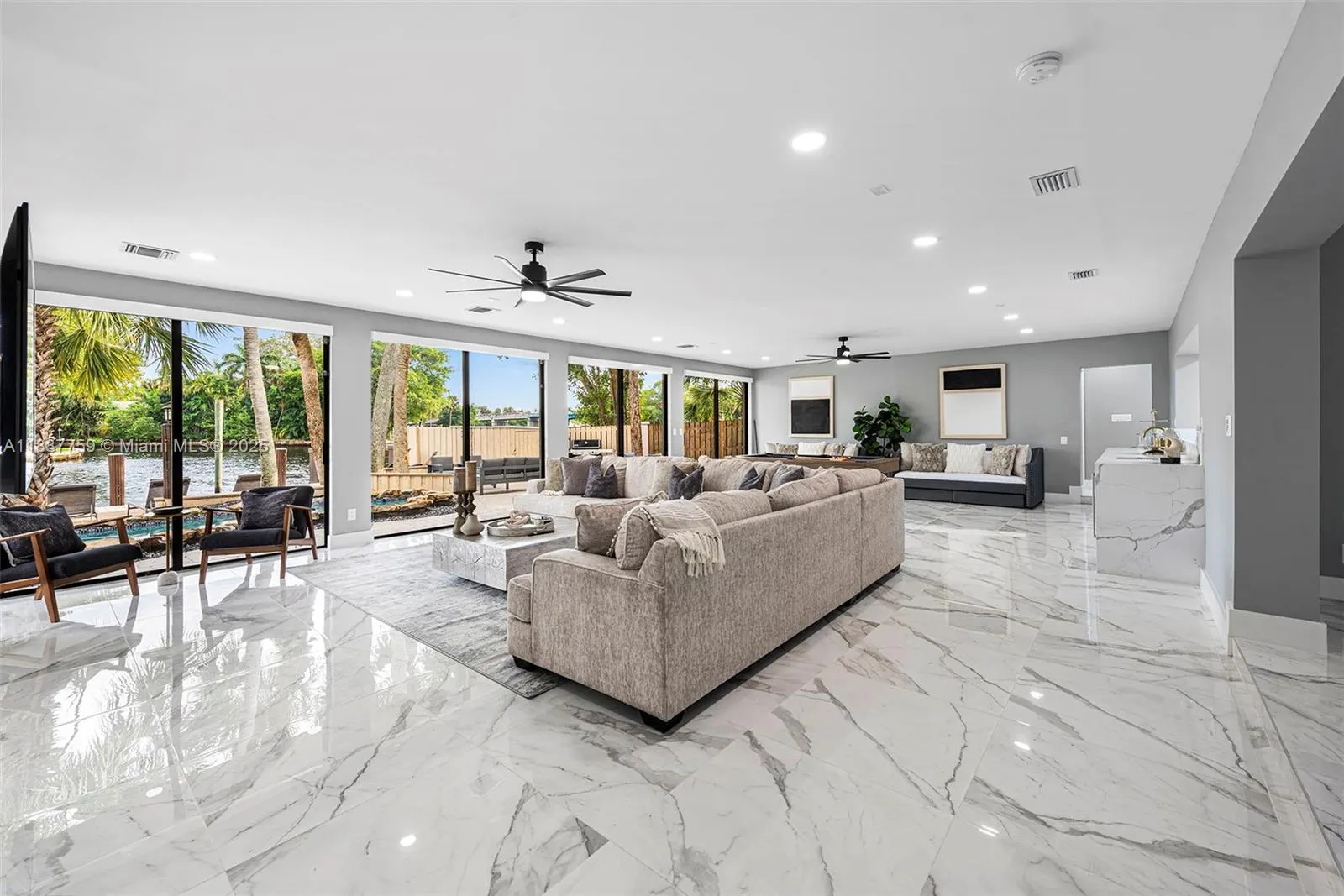 1030 SW 14th Ter, #0