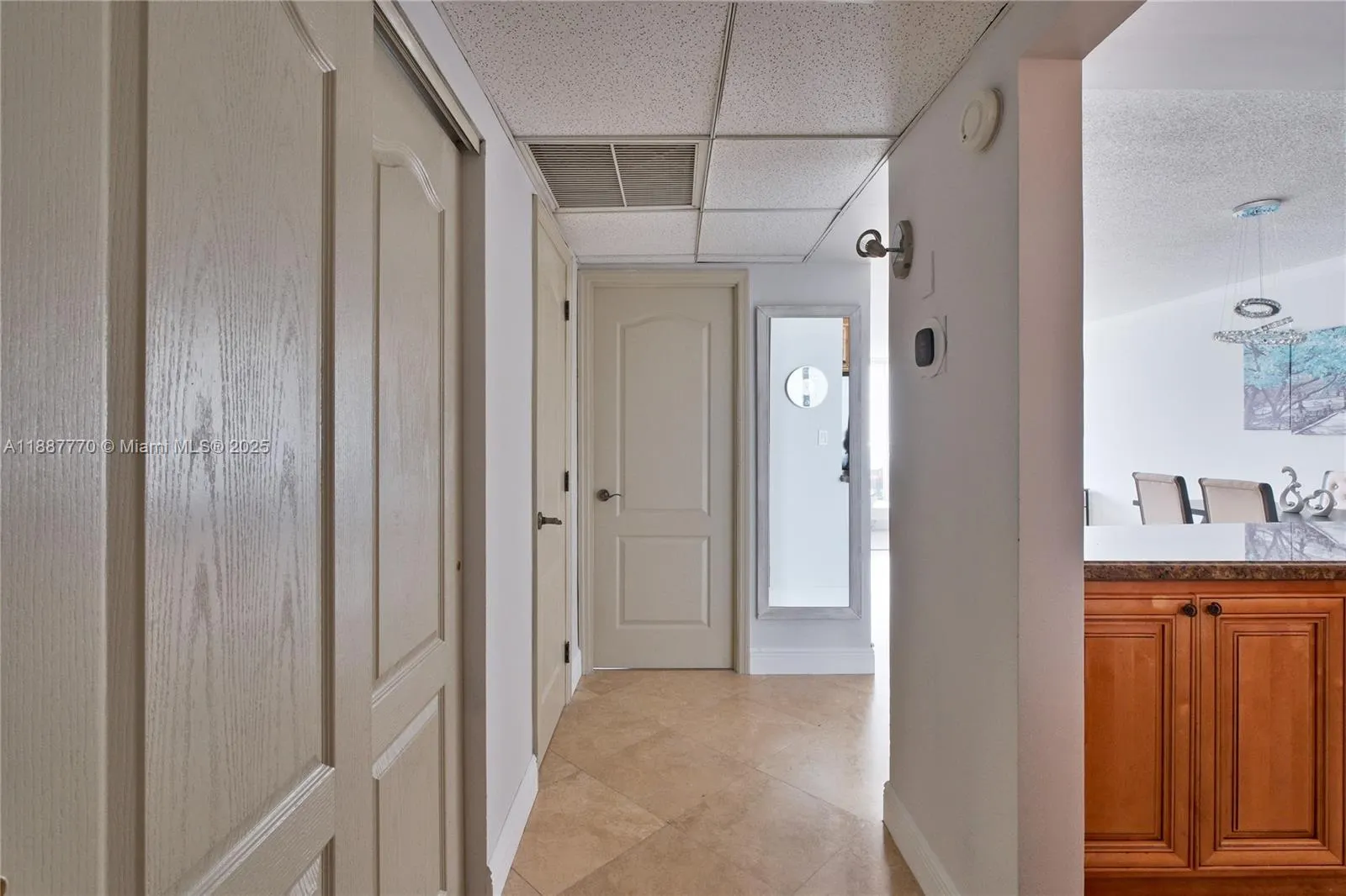 19370 Collins Ave, #919