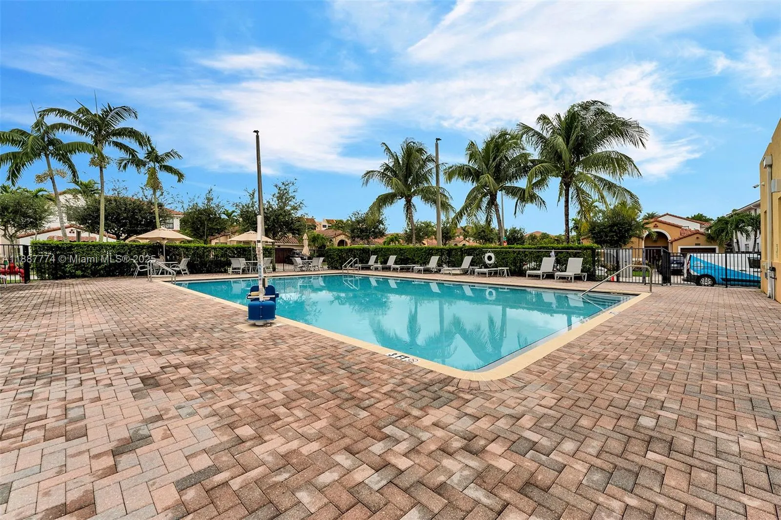 9770 NW 10th St, #9770