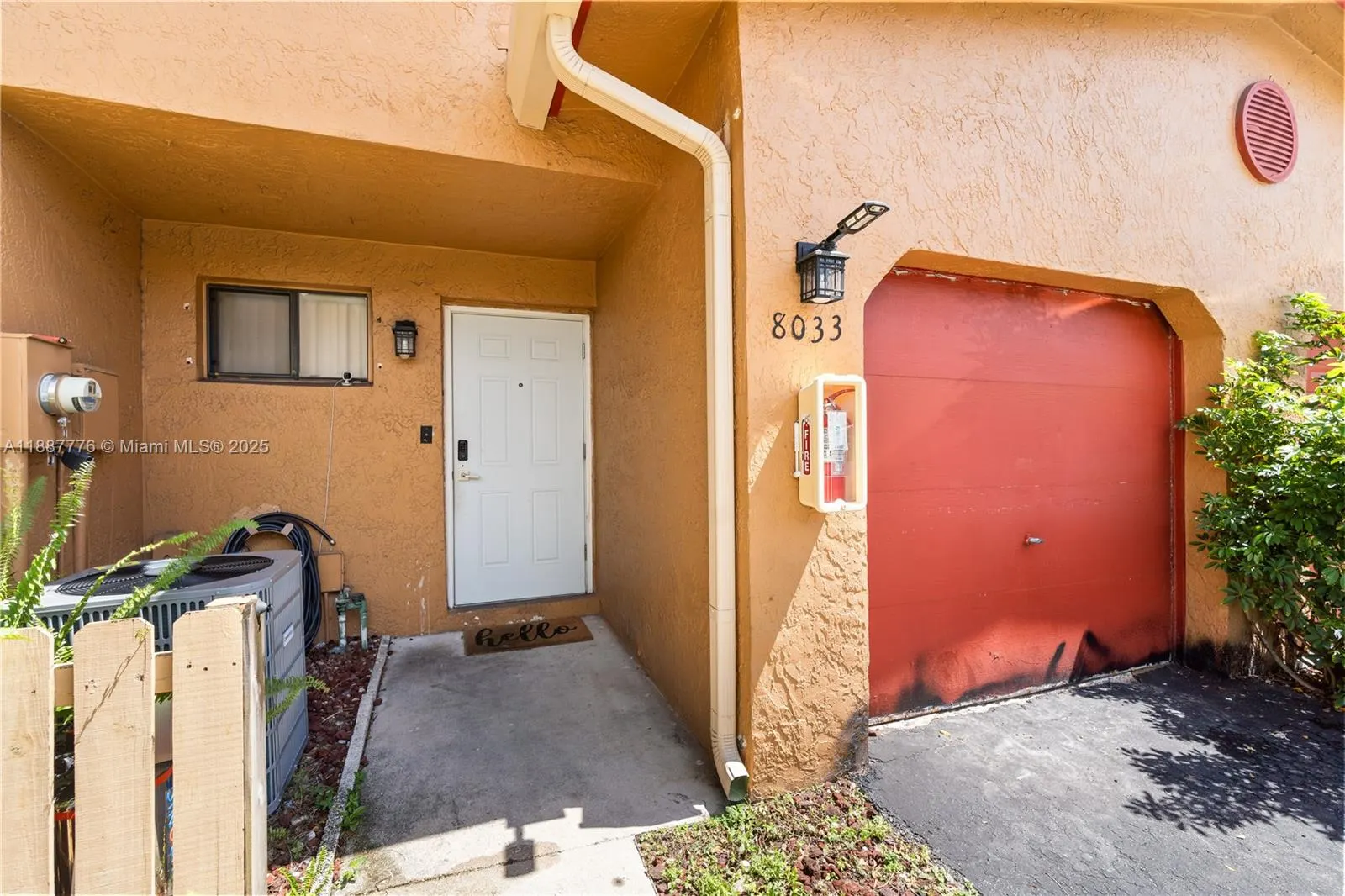 8033 NW 29th STREET