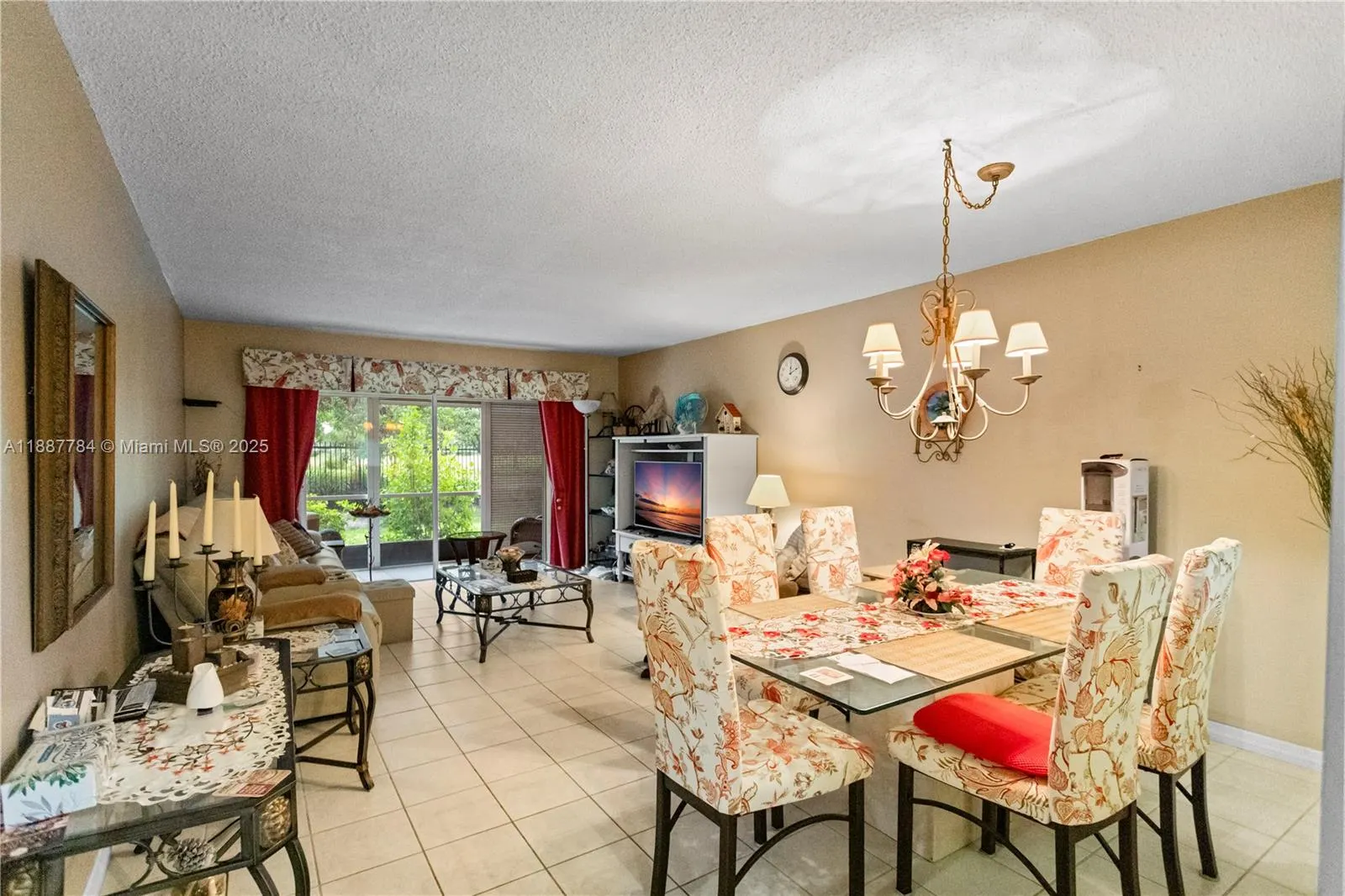4800 Hillcrest Ln, #101