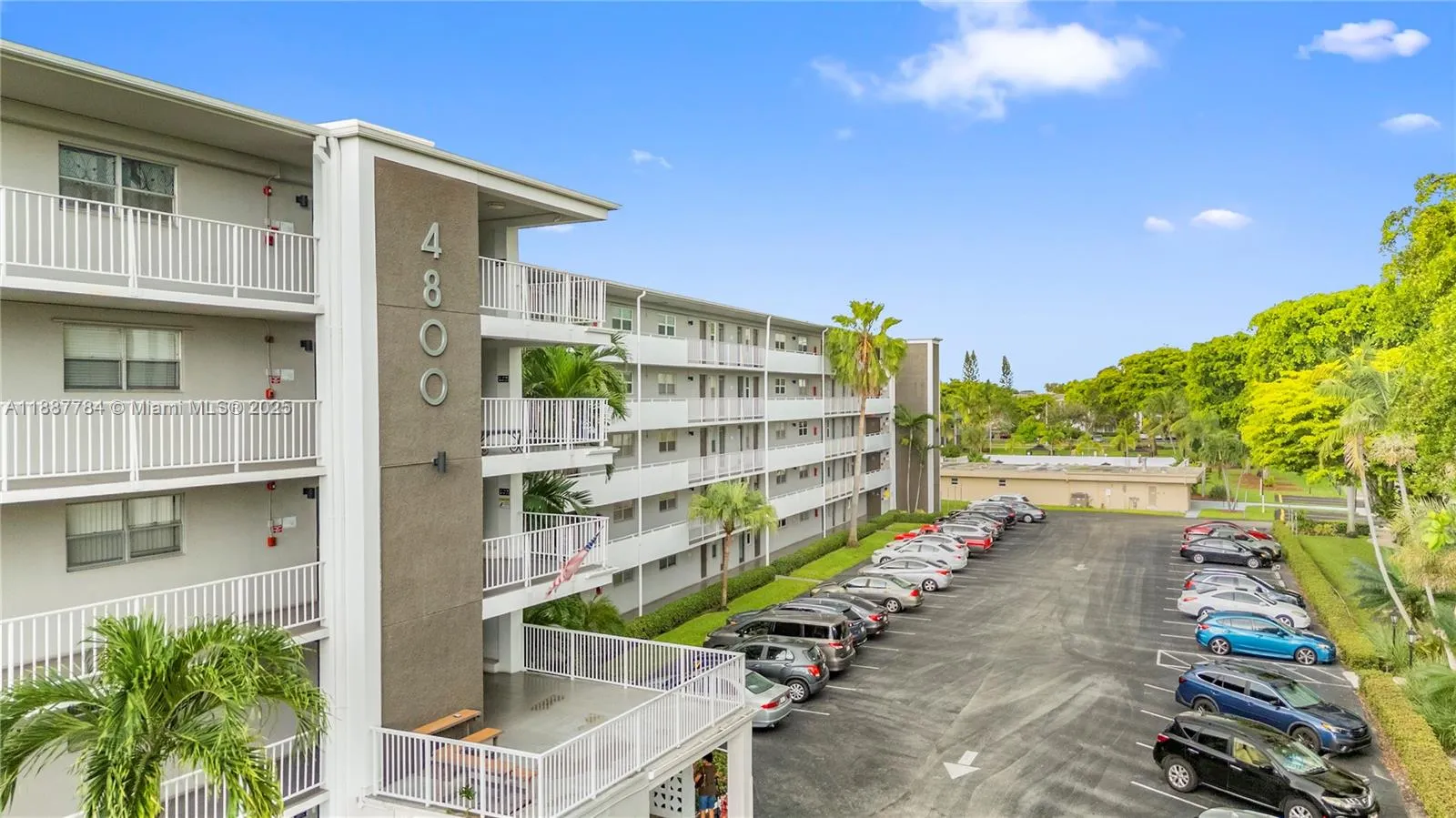 4800 Hillcrest Ln, #101