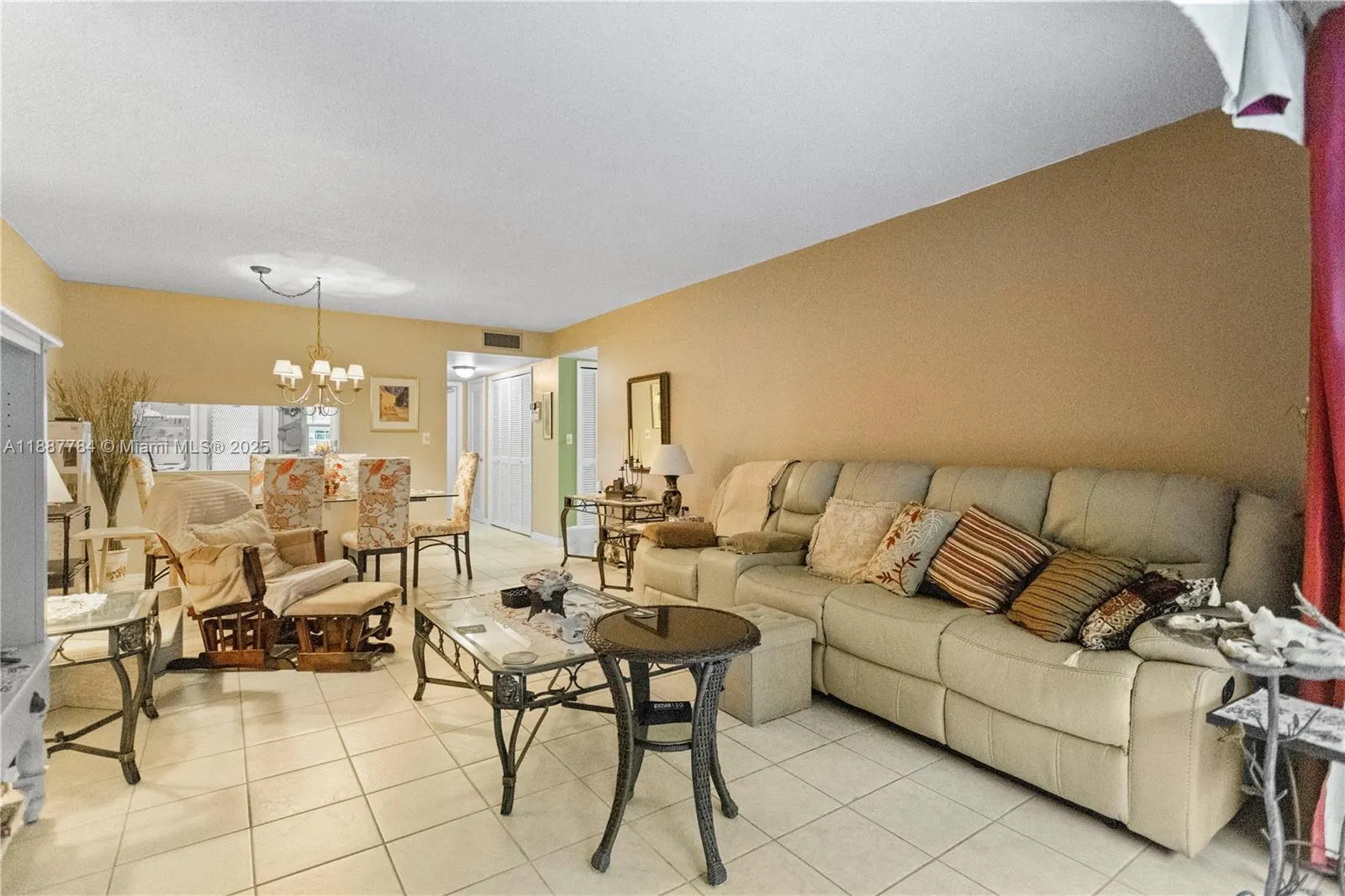 4800 Hillcrest Ln, #101