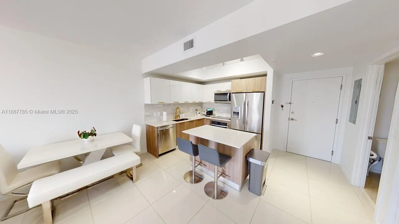 5300 Paseo Blvd, #1607