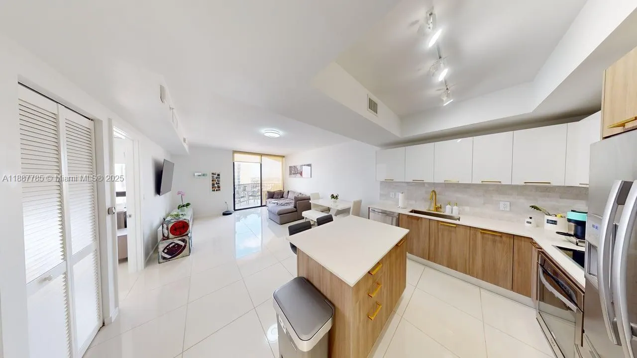 5300 Paseo Blvd, #1607