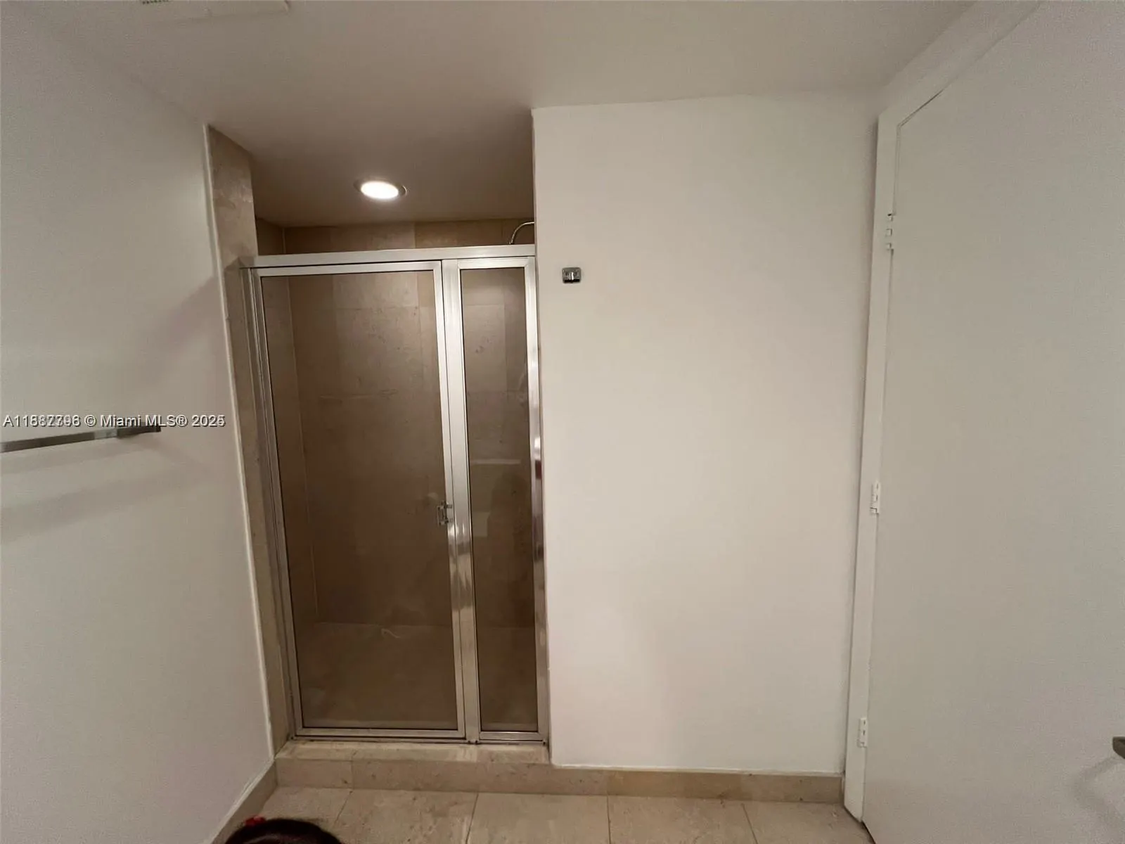 465 Brickell Ave, #3202