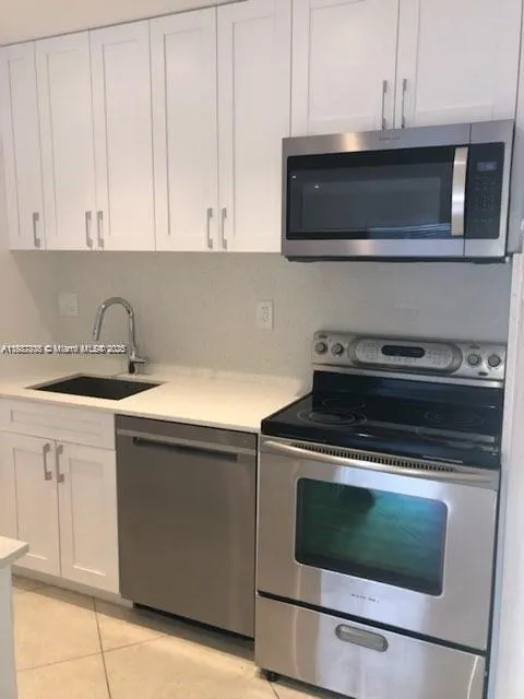 2715 TIGERTAIL AV, #103