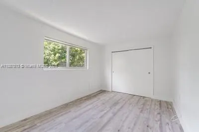 1630 NW 18th Street, #12