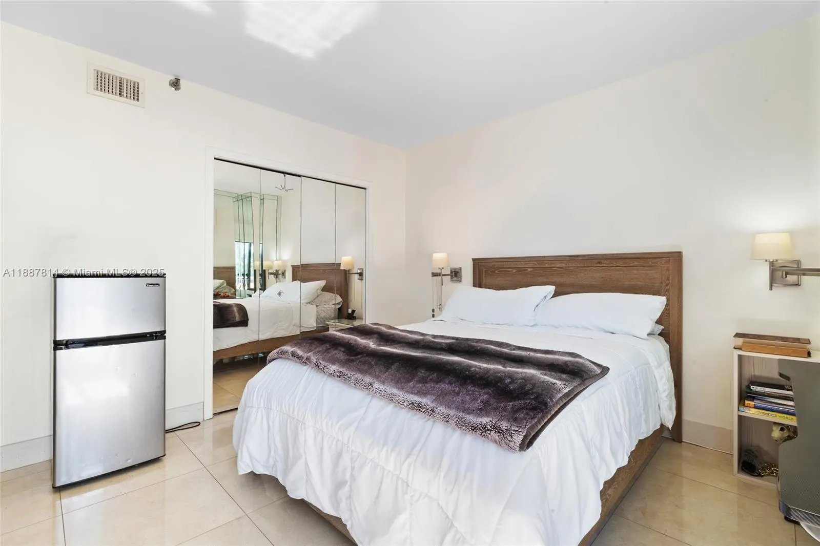 19667 Turnberry Way, #3D