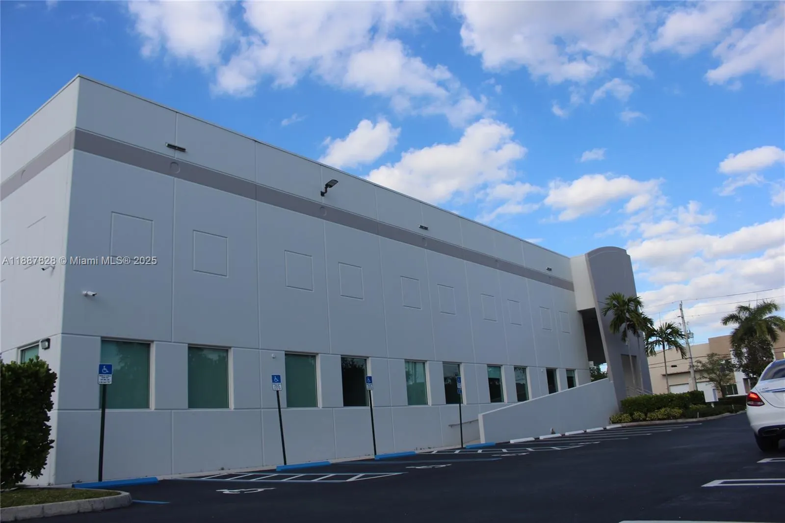 3450 NW 115th Ave