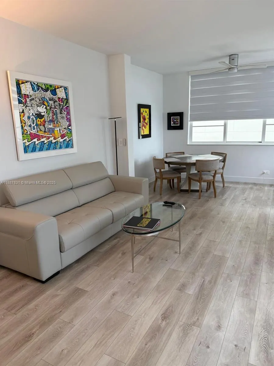5005 Collins Ave, #1525