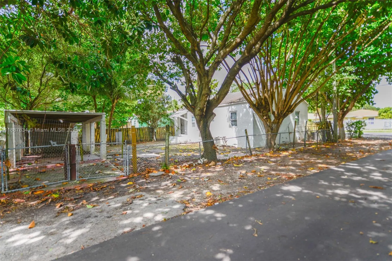 1250 NW 43rd St
