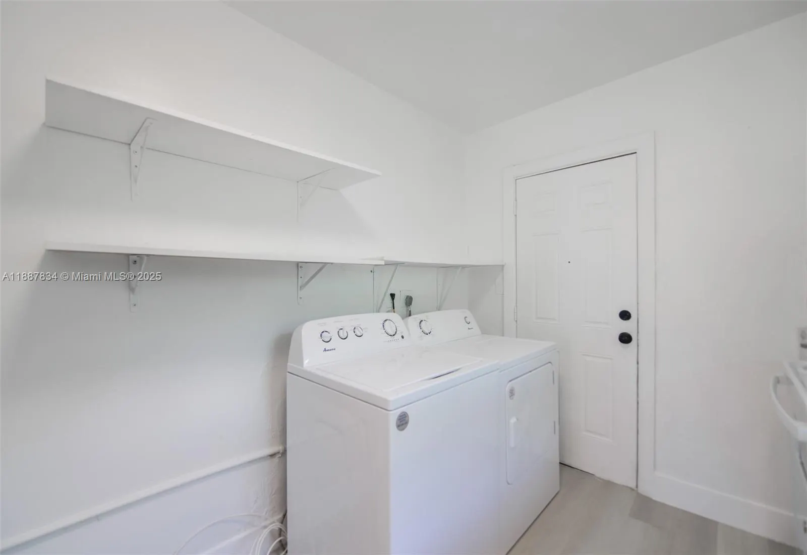 1250 NW 43rd St