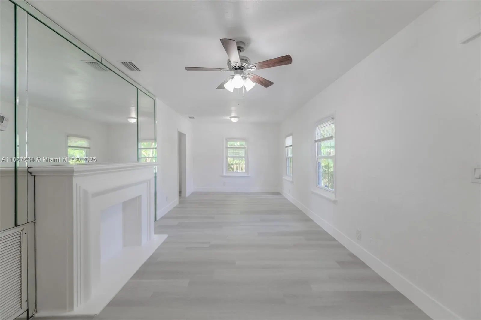 1250 NW 43rd St