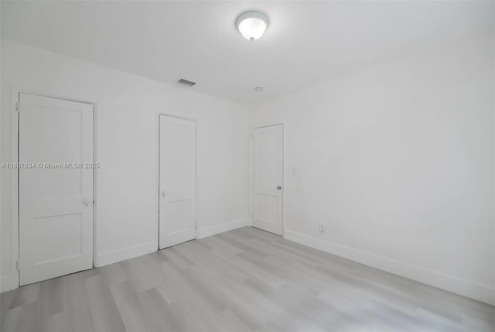 1250 NW 43rd St