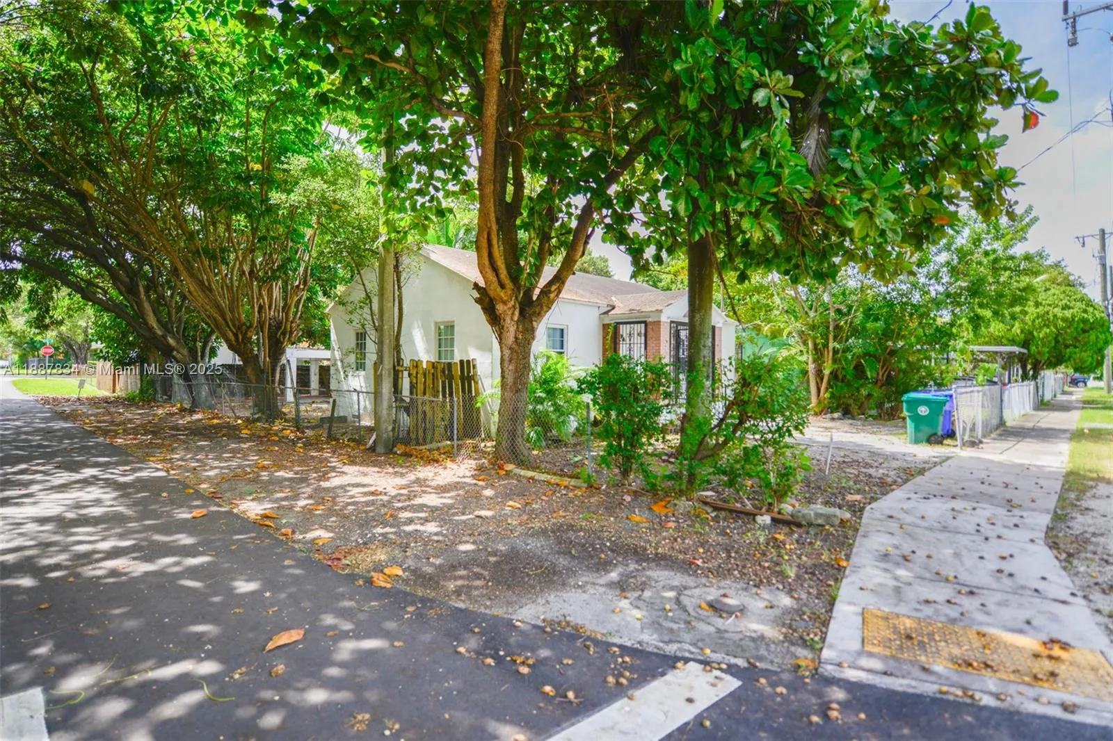 1250 NW 43rd St