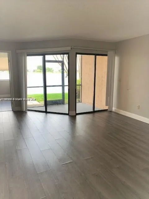 840 Independence Dr, #840F