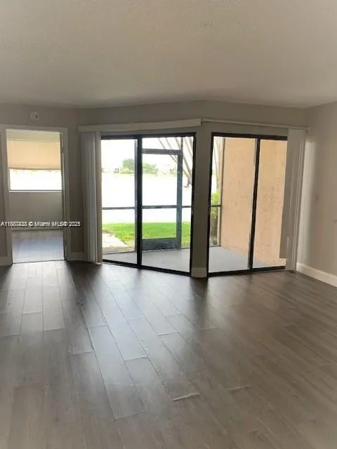 840 Independence Dr, #840F