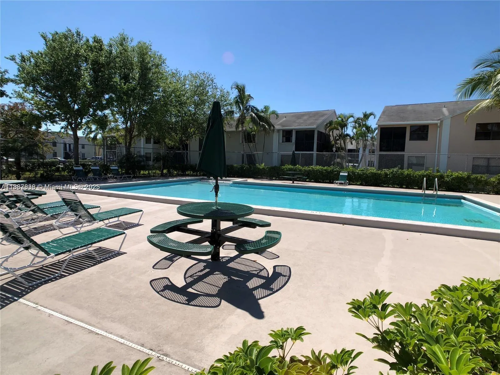 840 Independence Dr, #840F