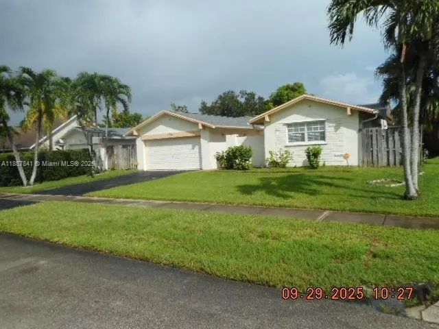 9351 NW 35th Pl