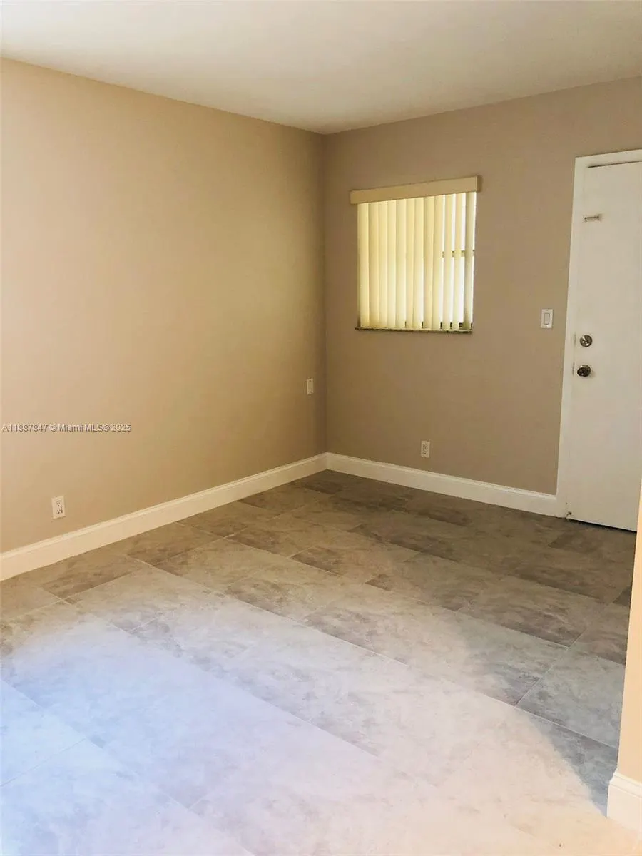 2615 POLK, #23