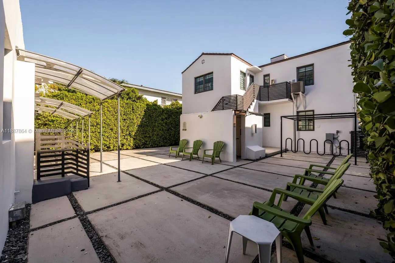 7910 Byron Ave, #4
