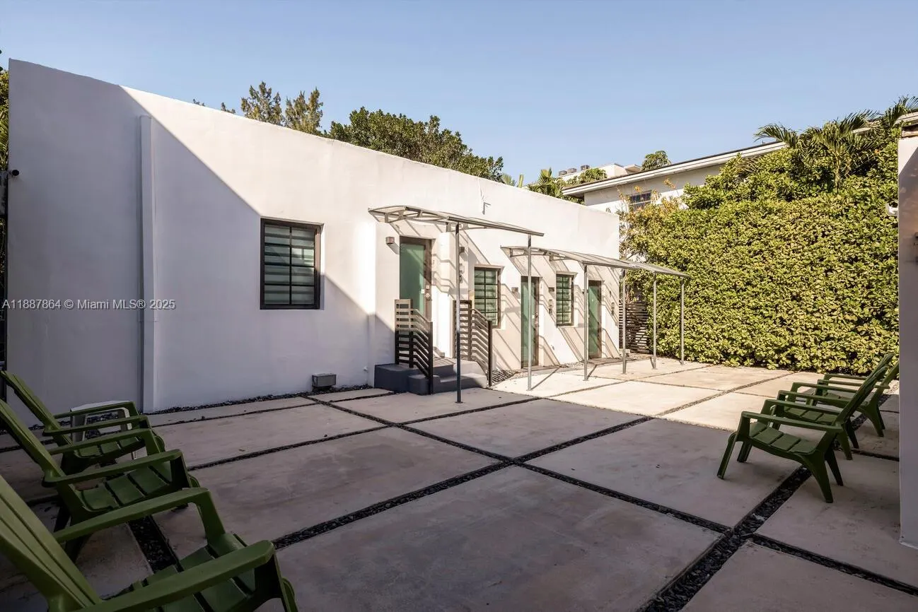 7910 Byron Ave, #4