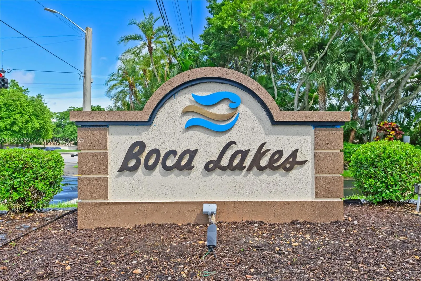 8809 Belle Aire Dr, #8809