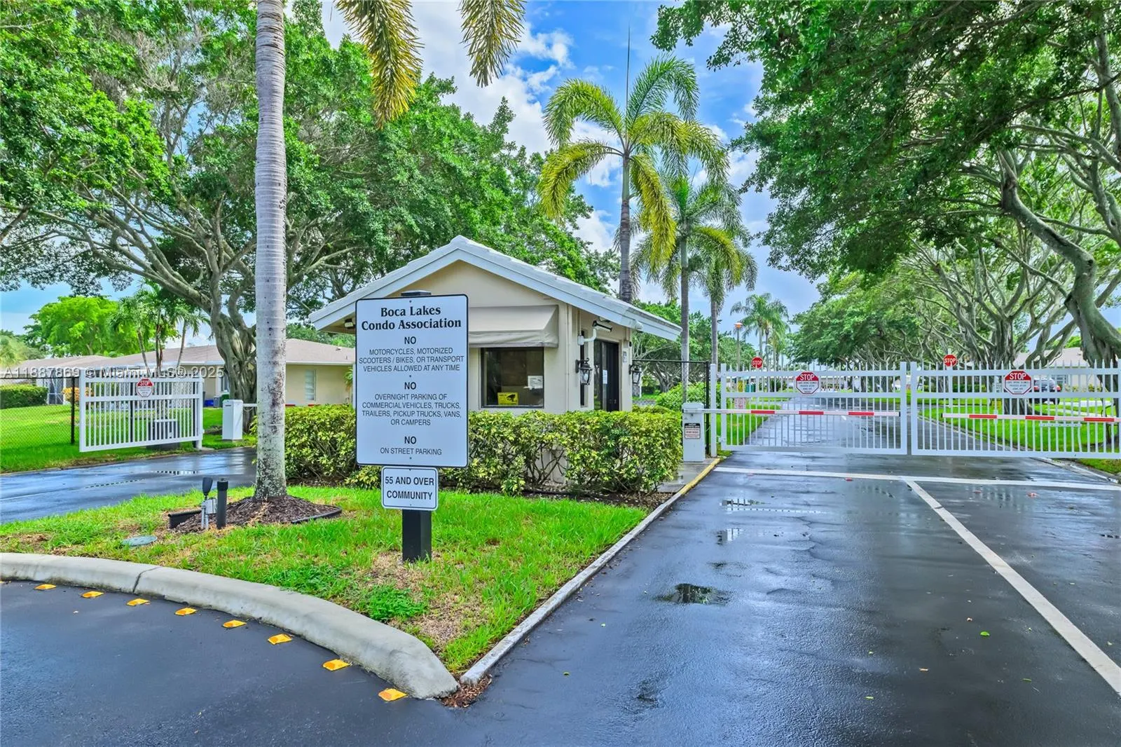 8809 Belle Aire Dr, #8809