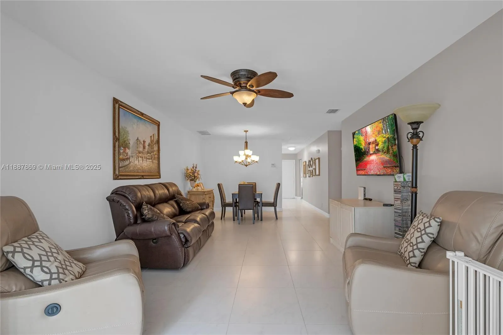 8809 Belle Aire Dr, #8809