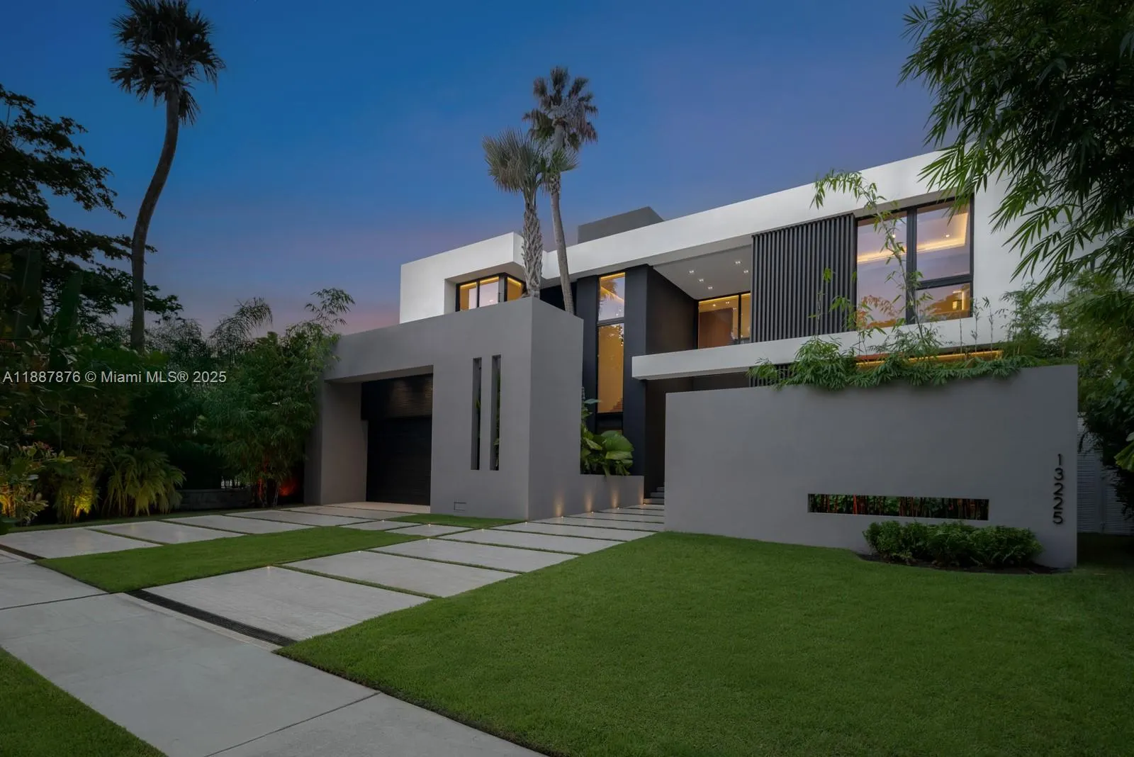 13225 Arch Creek Terr