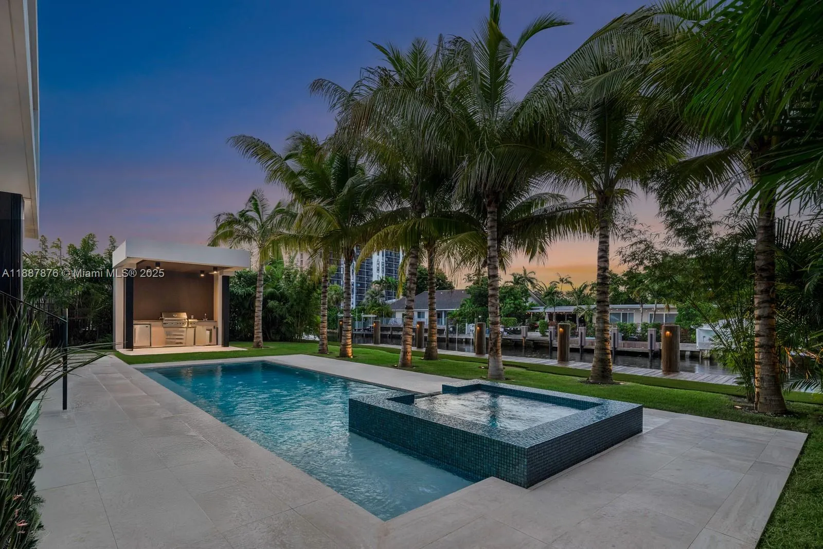 13225 Arch Creek Terr