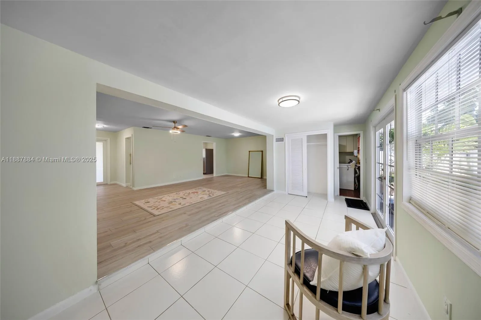 1320 NE 27th Ave