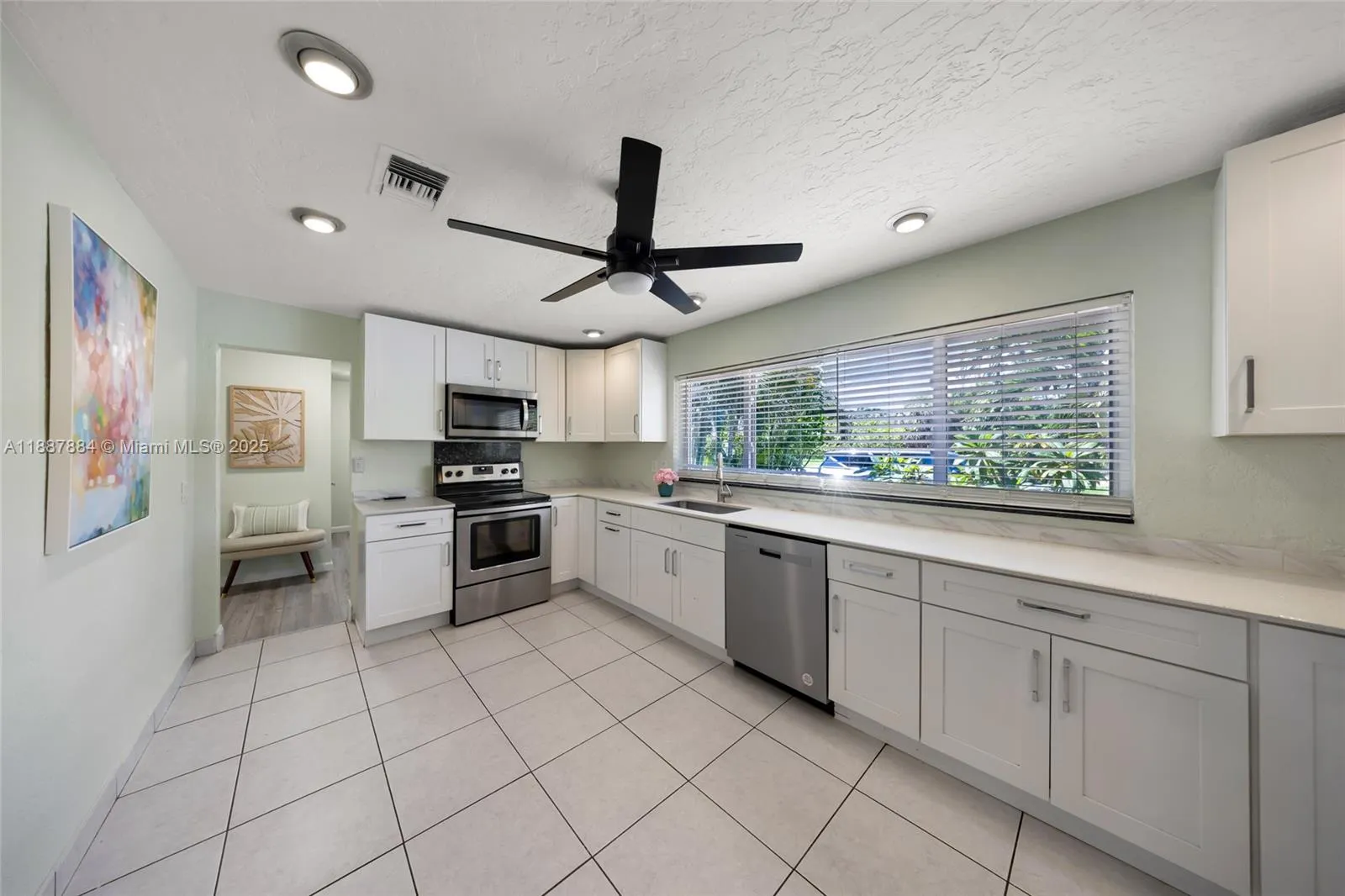 1320 NE 27th Ave