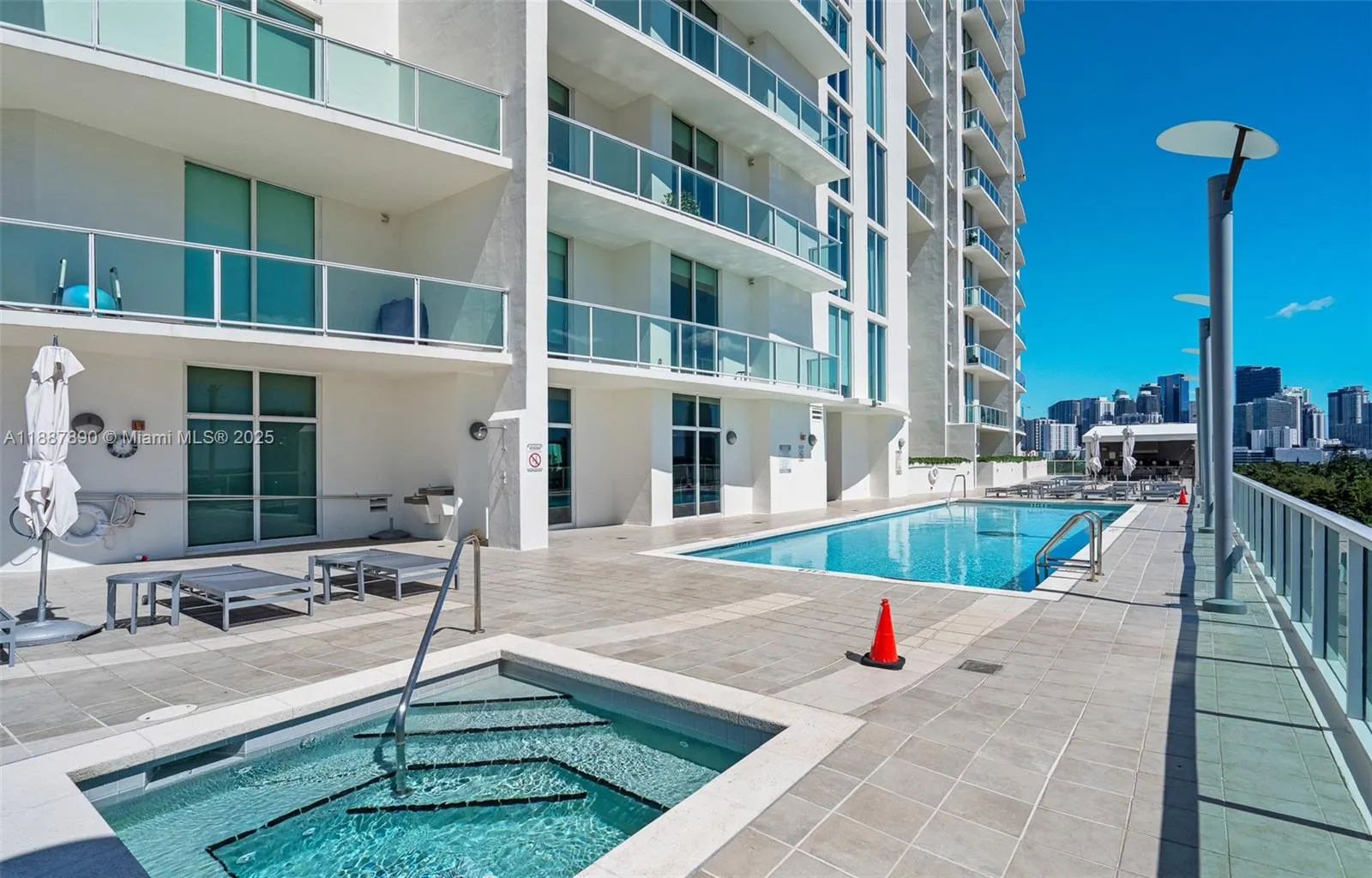 2525 SW 3rd Ave, #1111