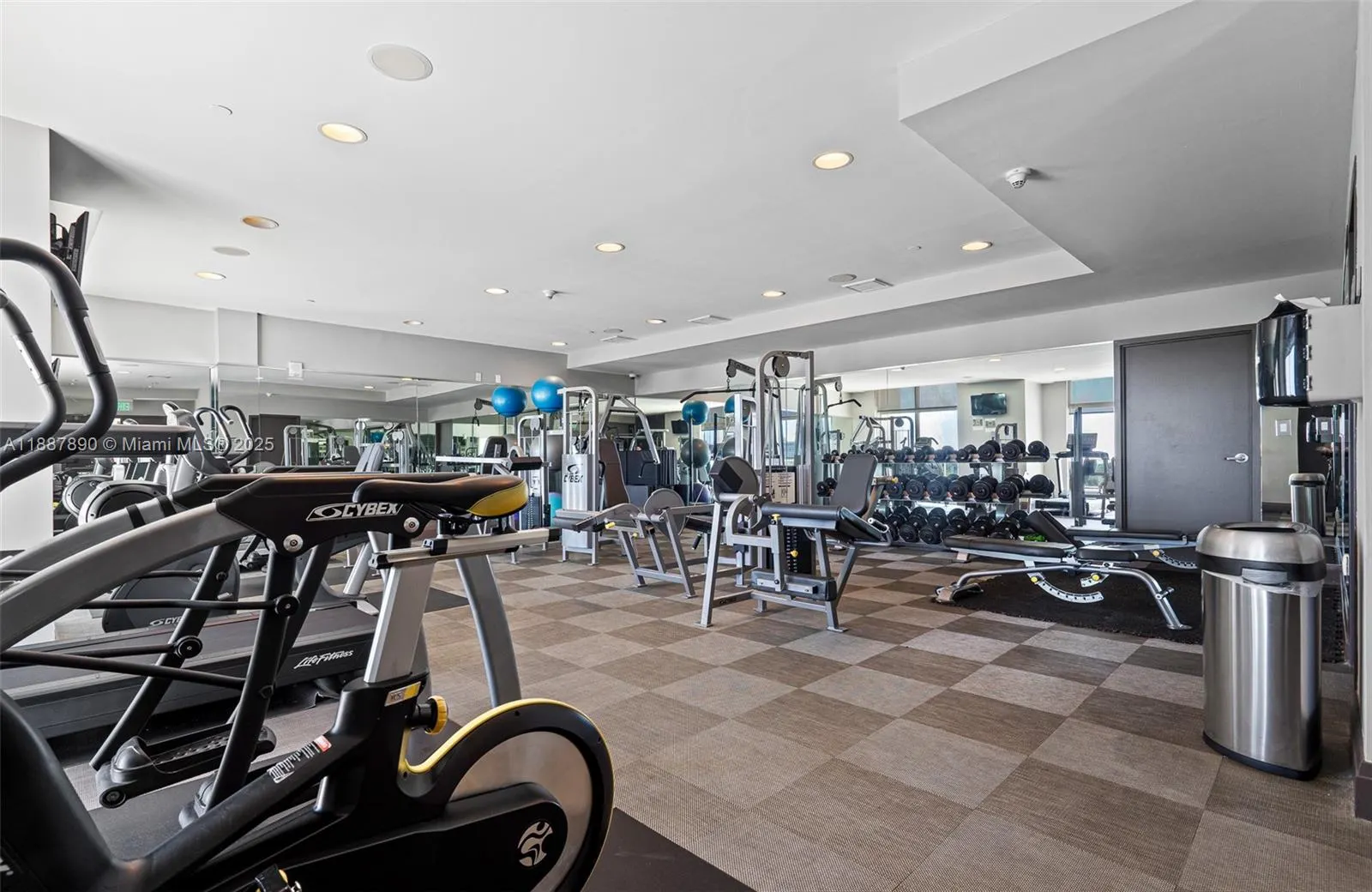 2525 SW 3rd Ave, #1111