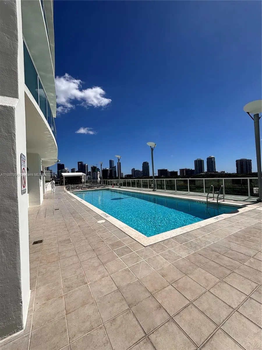 2525 SW 3rd Ave, #1111