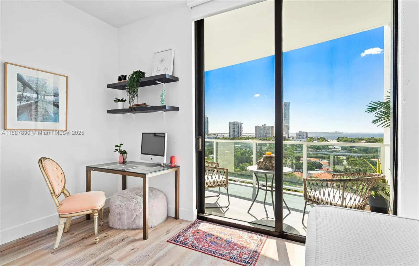 2525 SW 3rd Ave, #1111