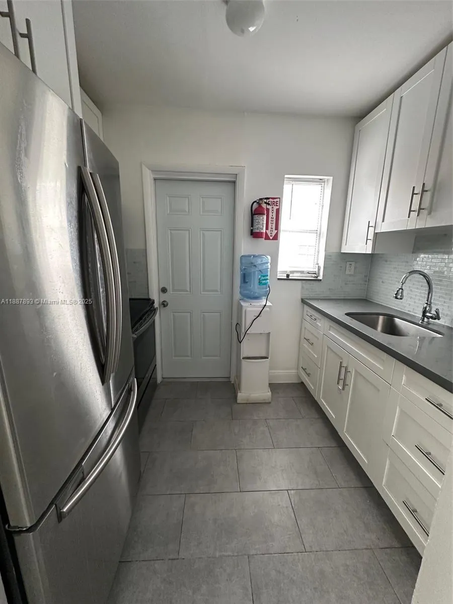 1728 Rodman St, #1-2