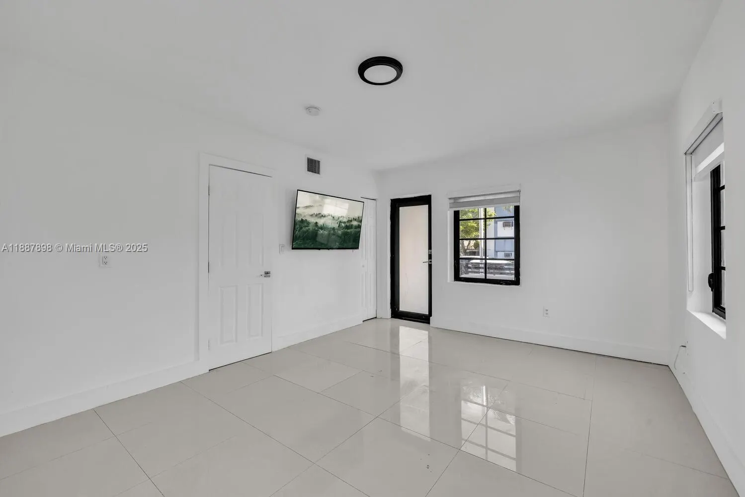 7910 Byron Ave, #1