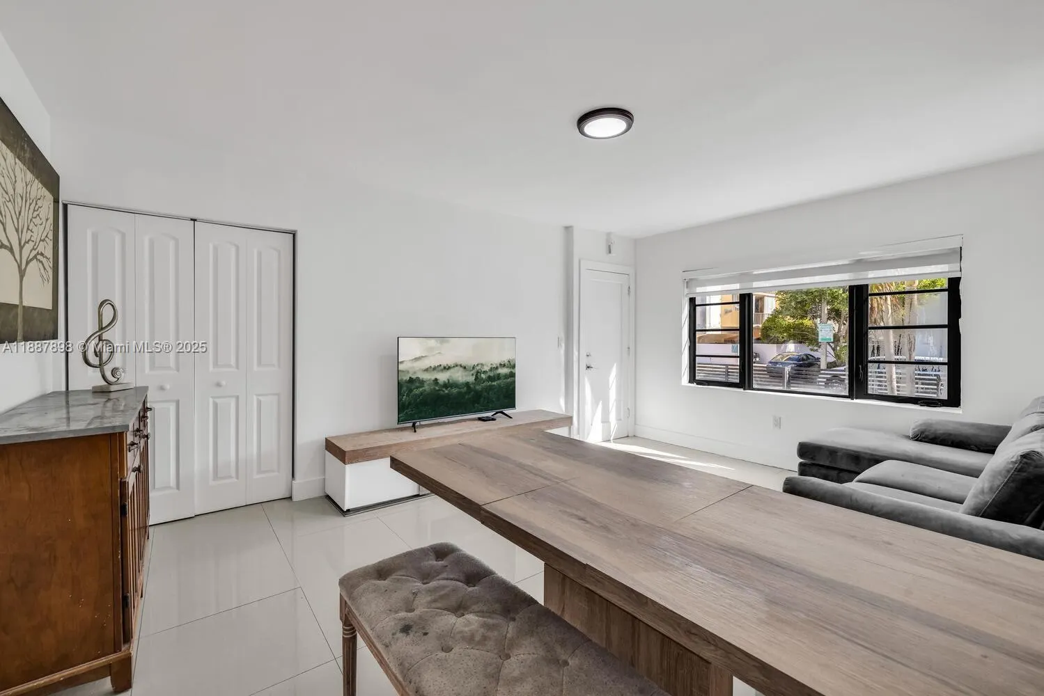 7910 Byron Ave, #1