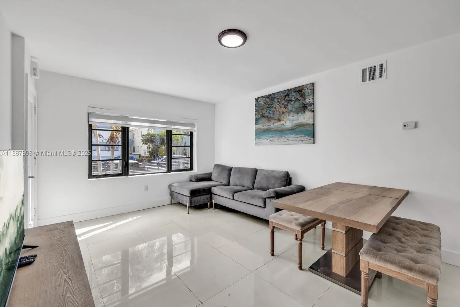 7910 Byron Ave, #1