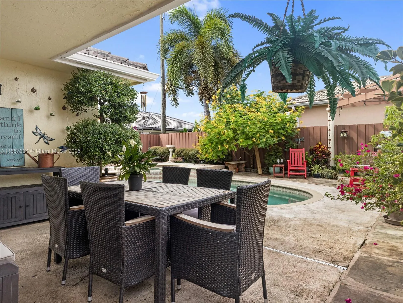 4370 SW 82nd Ave