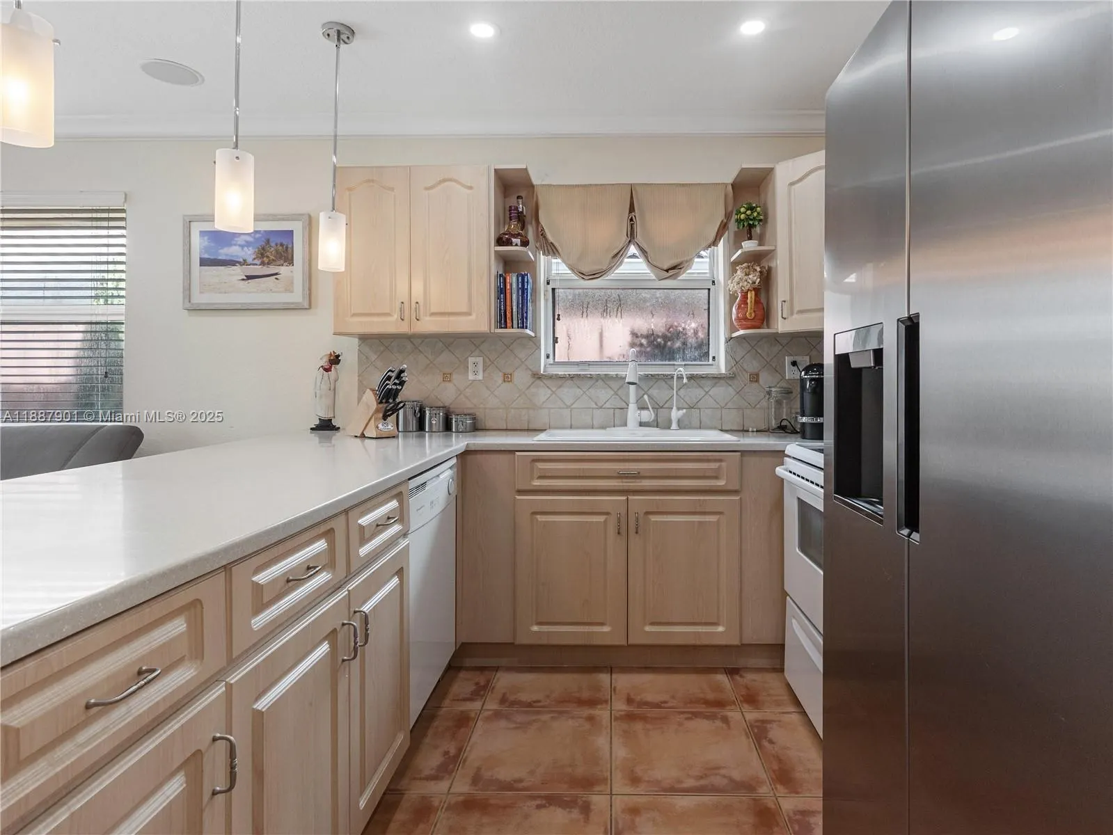 4370 SW 82nd Ave