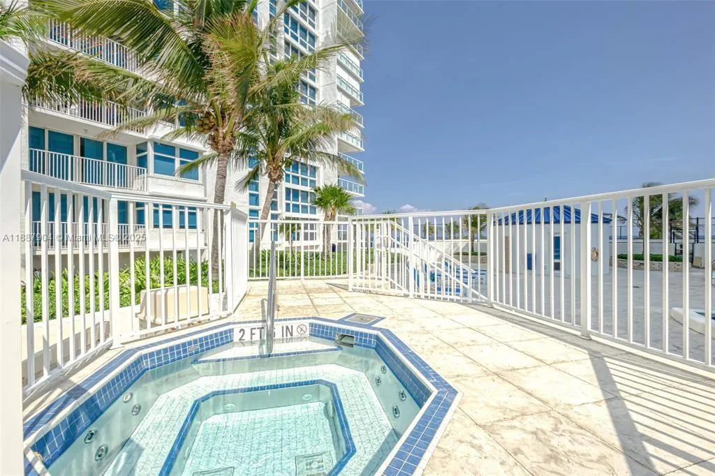 1360 S Ocean Blvd, #304