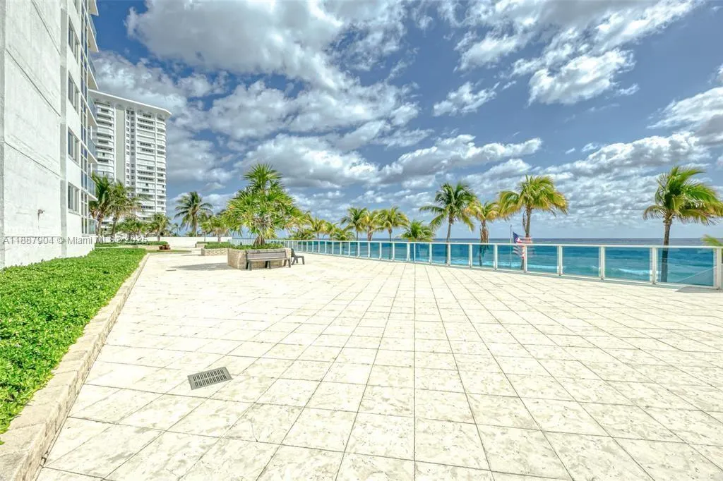 1360 S Ocean Blvd, #304