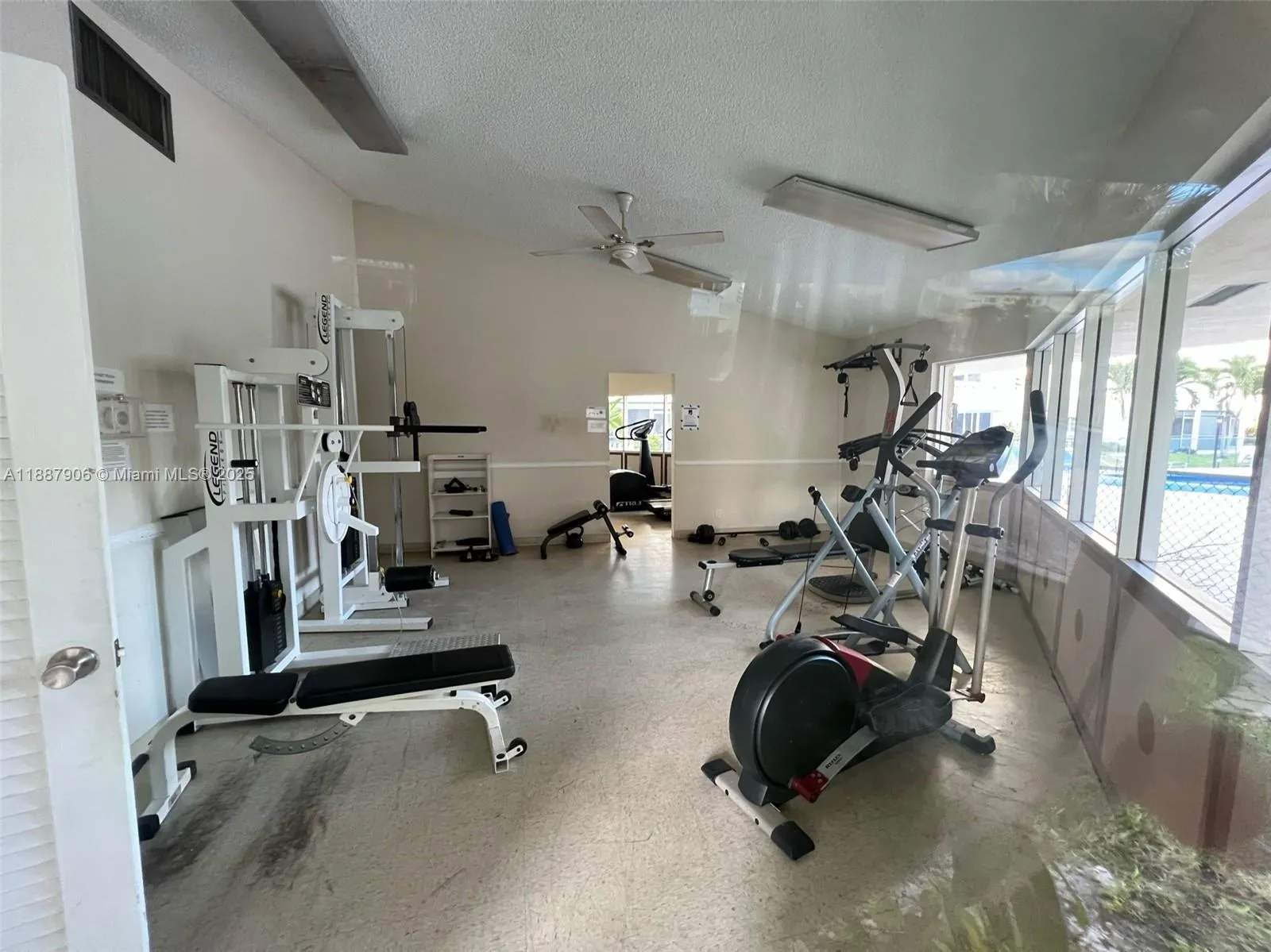 301 NE 14th Ave, #608
