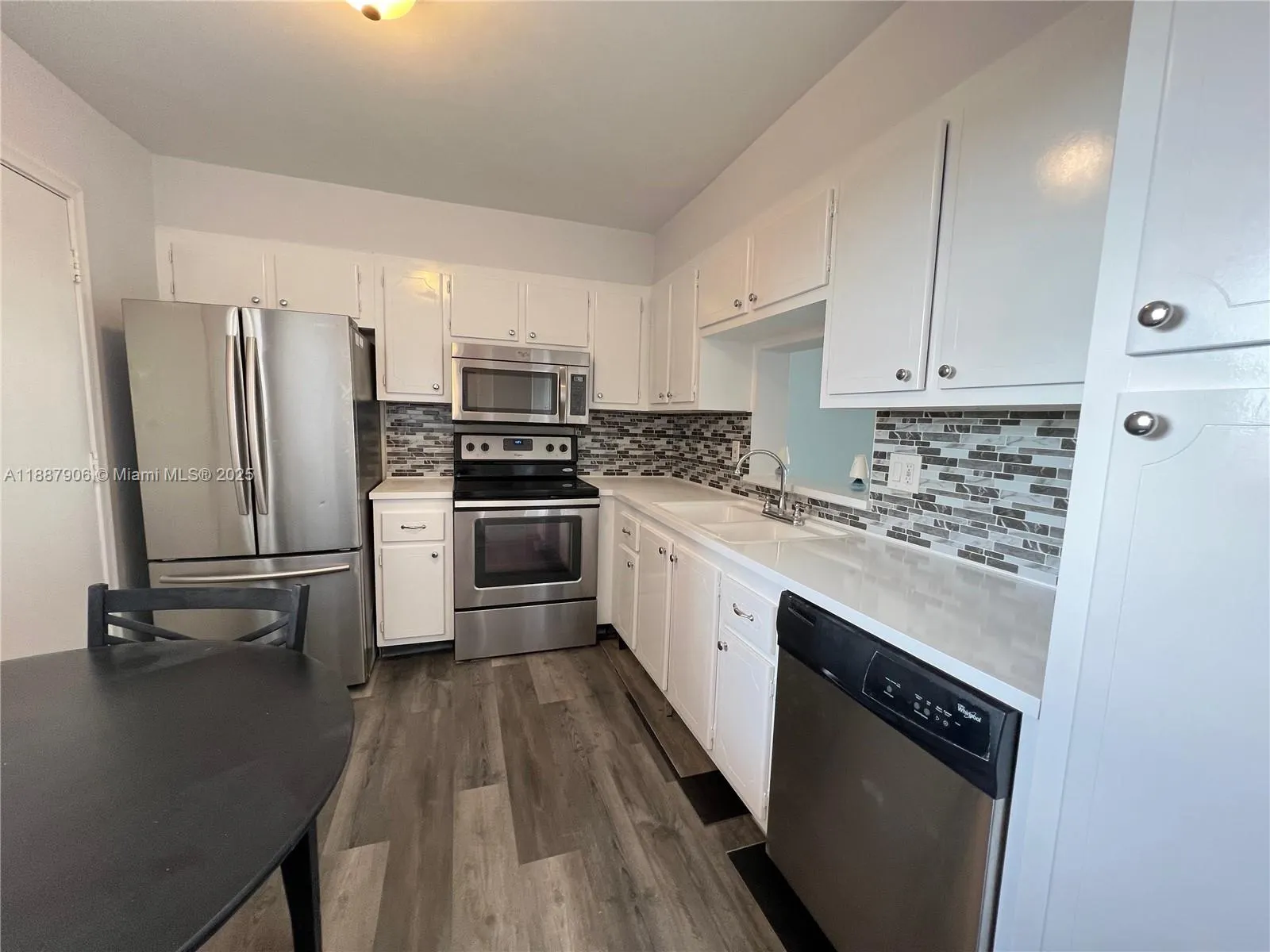 301 NE 14th Ave, #608