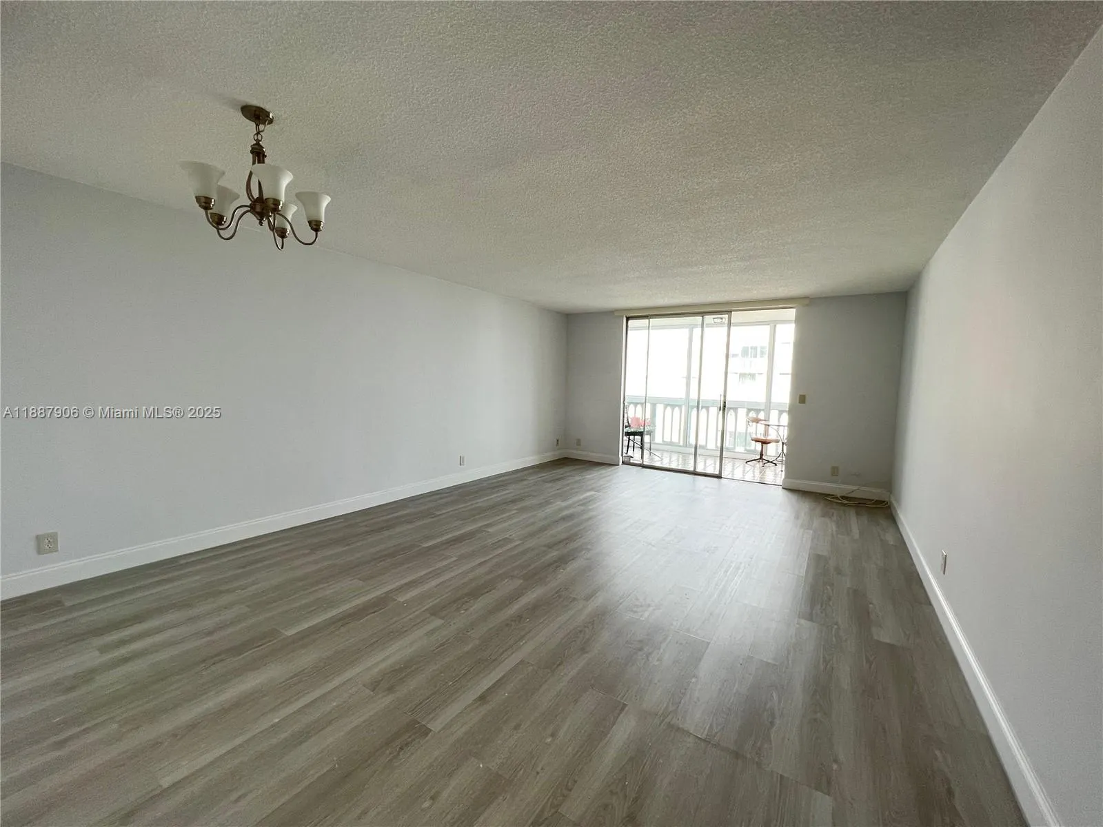301 NE 14th Ave, #608